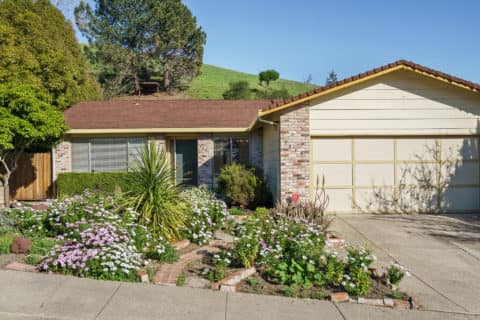 2637 Carmelita way, Pinole